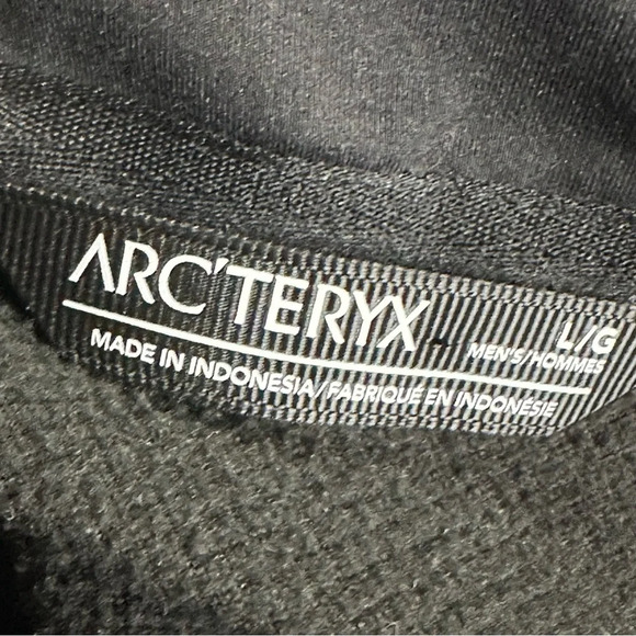 Arc'teryx Men's Black Light Thermal Quarter Zip Pull-Over. Sz: L - Picture 8 of 10